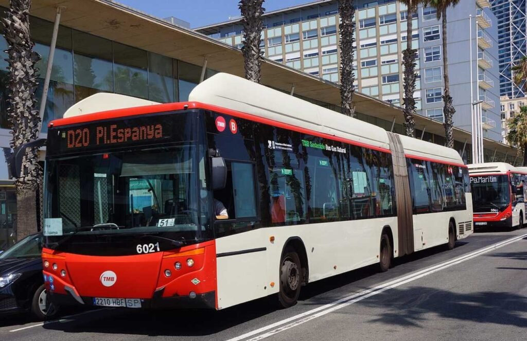 🚌 La Ligne D20 de Barcelone : La Diagonale du Bleu et du Soleil